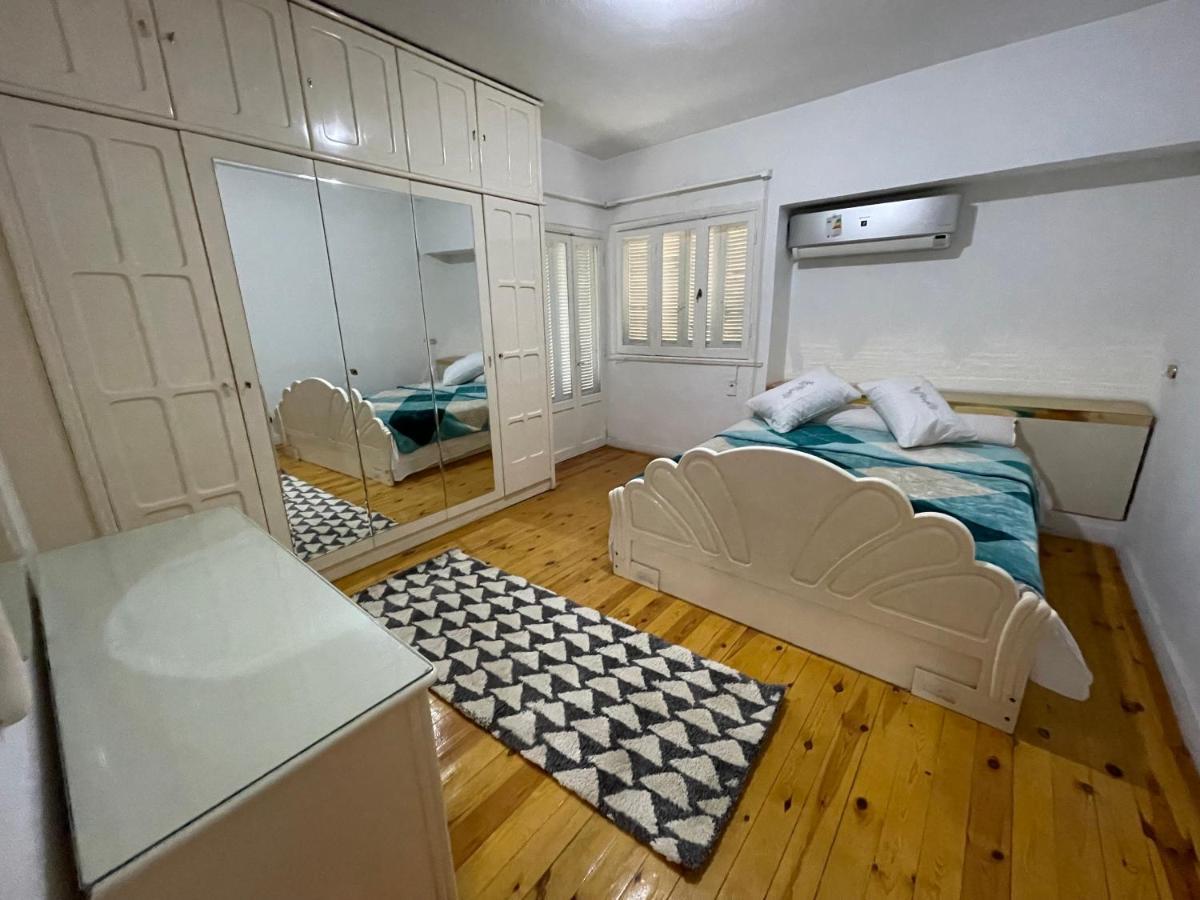 Heliopolis Modern 2Bdr Apartment Kairo Exteriör bild