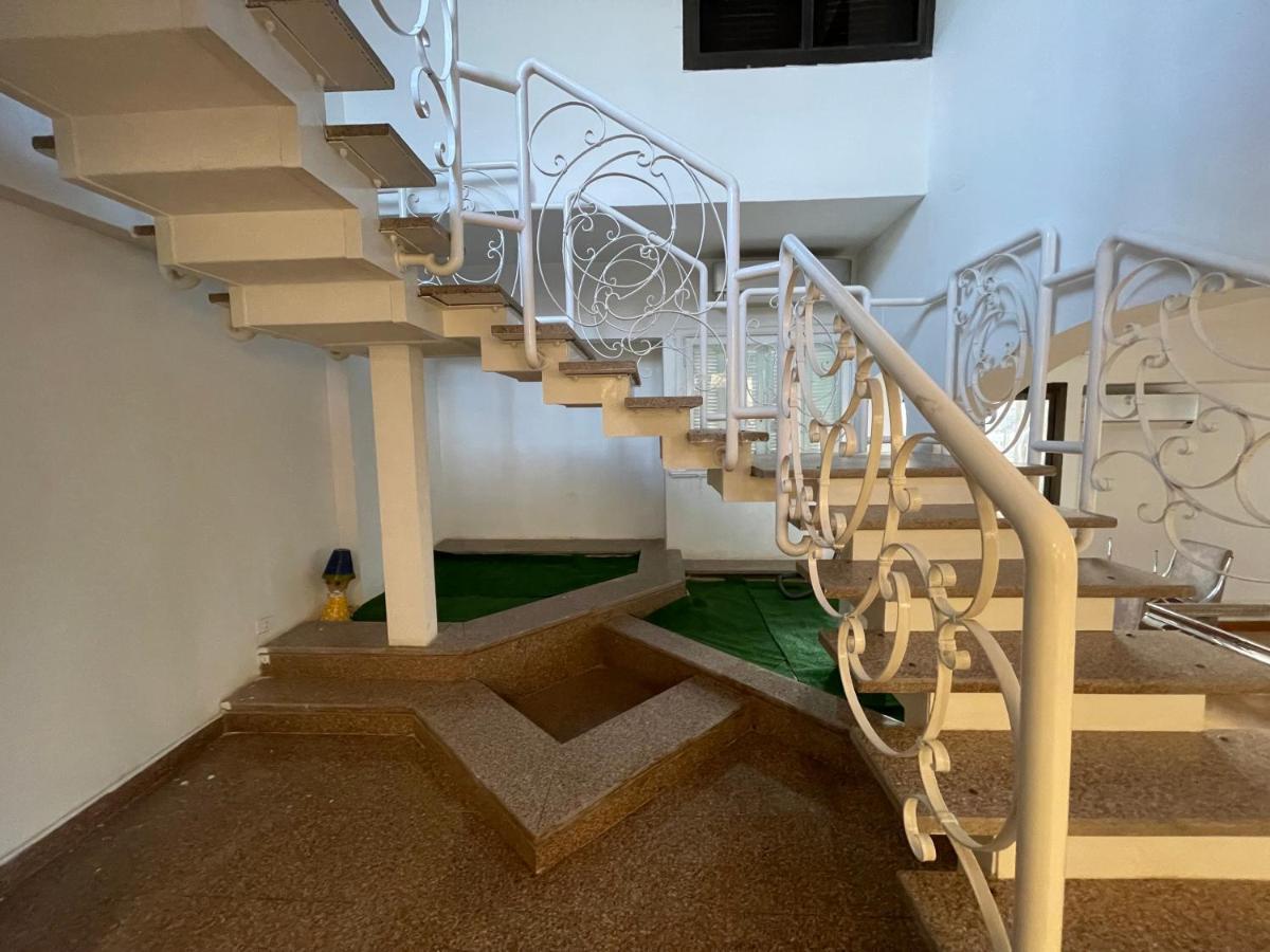 Heliopolis Modern 2Bdr Apartment Kairo Exteriör bild